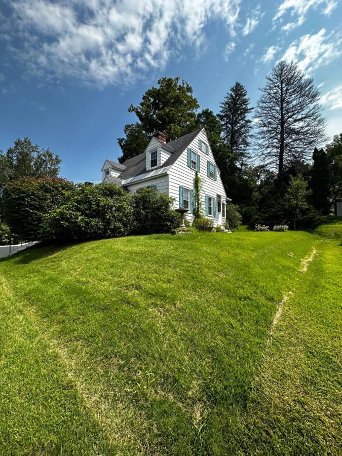 Cute Cape Cod Style Home Pittsfield Zewnętrze zdjęcie